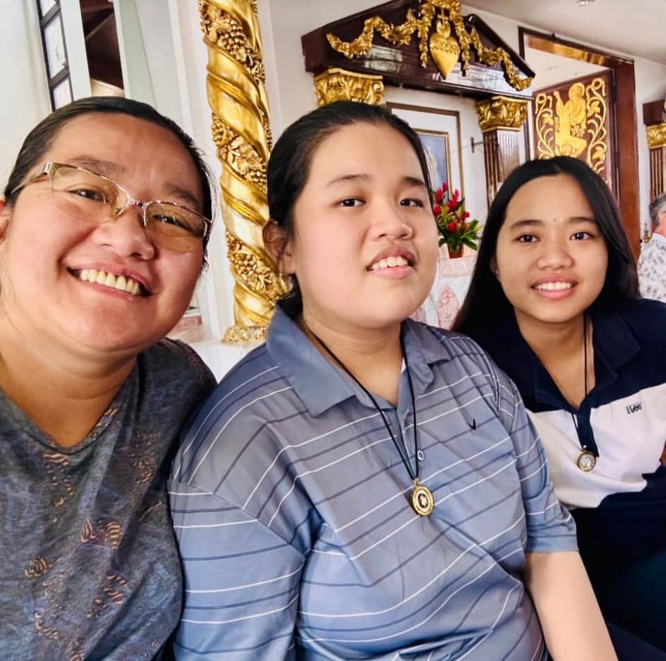 Birthday surprise with a personalized love song for family